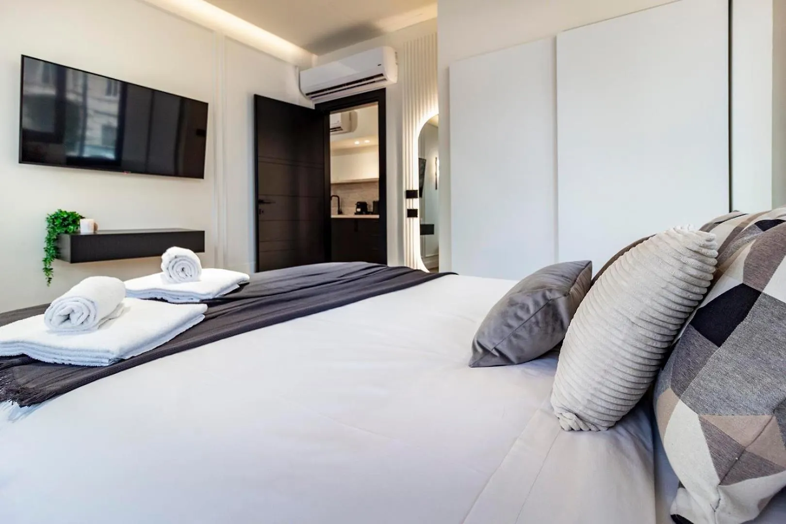 Lungolago Fd Apartments Como