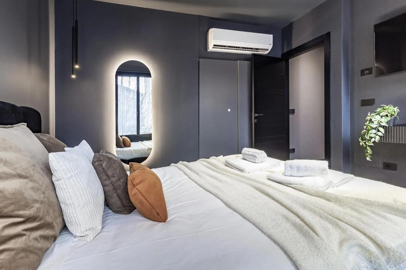 Lungolago Fd Apartments Como Italy
